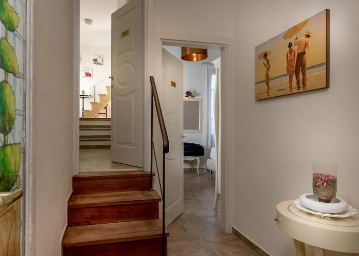 Residenza Conte Di Cavour & Rooftop - Dbe