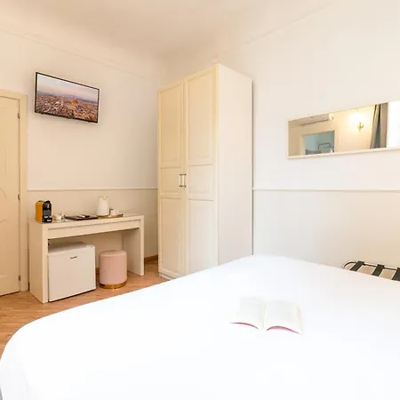 Residenza Conte Di Cavour & Rooftop Guest house