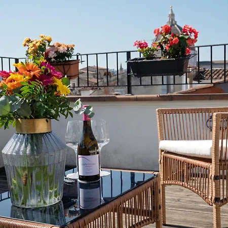 Residenza Conte Di Cavour & Rooftop Guest house 2*