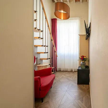Guest house Residenza Conte Di Cavour & Rooftop 2*