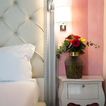 Residenza Conte Di Cavour & Rooftop Guest house