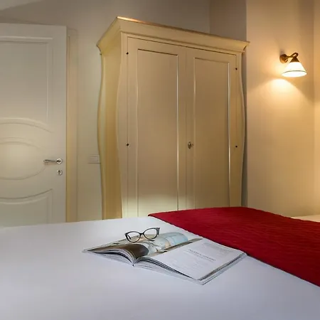 Guest house Residenza Conte Di Cavour & Rooftop Florence