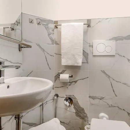 Vendégház Residenza Conte Di Cavour & Rooftop - Dbe 4*
